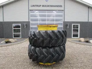 - - - 710/70R38 med ring til 42tommer fælg