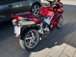 Honda VFR 800 Vtec