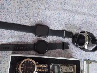 Lot of watches