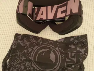 Raven Cross briller