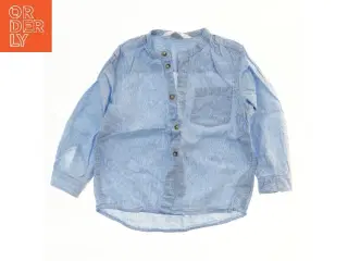 Blå bomuldsskjorte fra H&M (str. 98)