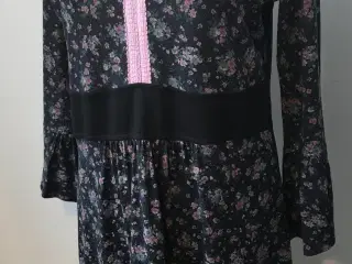 Margot Weinreich Mikkelsen, kjole str 2XL