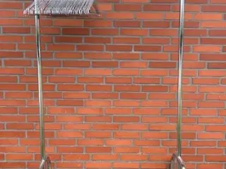 Lea tøjstativ i krom