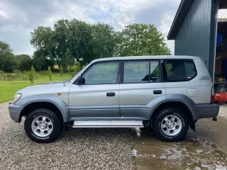 Toyota Land cruiser bus