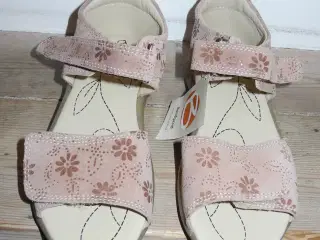 Helt nye brune Bundgaard sandaler