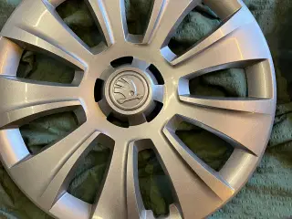 Hjulkapsler Skoda 16".