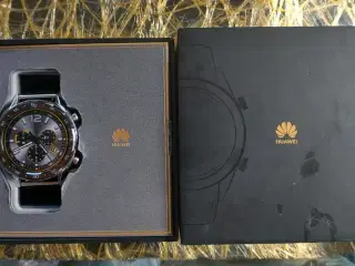 Huawei GT Smartwatch med stålrem