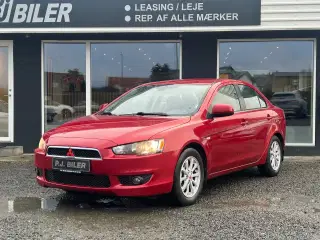 Mitsubishi Lancer 1,6 Invite SportSedan