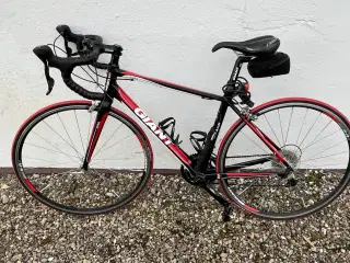 Giant Avail 3 2014 – Dame Racercykel (Str. S)