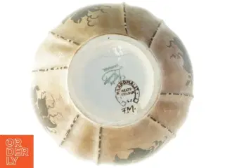 Vase fra Lyngby Porcellæn (str. 20x13 cm)