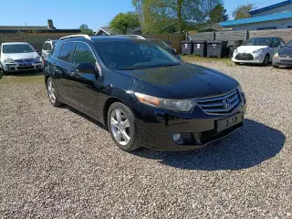 Honda Accord 2,2 i-DTEC DPF Executive 150HK 6g
