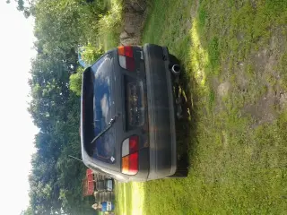 Nissan almera 2,0 til dele