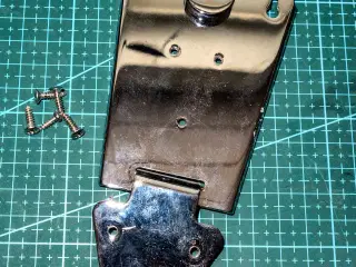 Guitar Tailpiece(endestykke) i chrome  NoName.