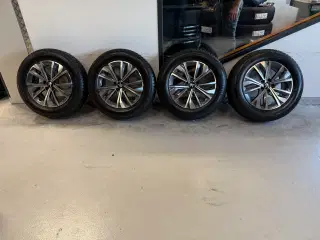 17”originale Peugeot fælge med nye vinterdæk
