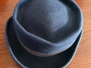Hat, Filthat, str. ca. 54 cm, blå filt