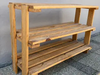 70’er reol i fyrretræ