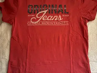 T-shirt fra Blend. 