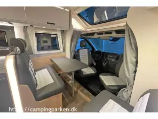 2024 - SunLight T 690L Adv. Edition aut.   Udlejes: Ny autocamper med queens bed og automatgear