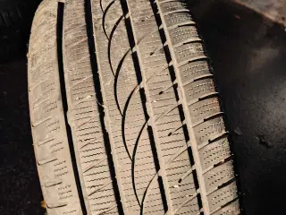 2 stk billige vinterdæk 15"