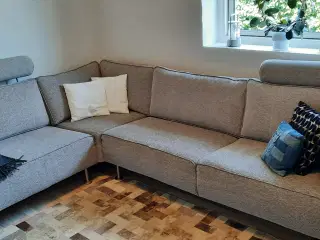 Hjørnesofa/chaiselong m. nakkestøtter