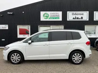 VW Touran 2,0 TDi 115 Highline DSG Van