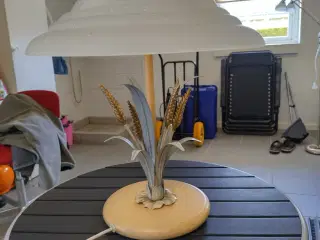 Bordlampe med stål aks.