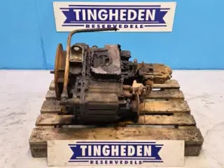 New Holland LB115B Gearkasse 86990715