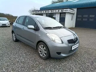 Toyota Yaris 1,4 D-4D Linea Terra 90HK 5d