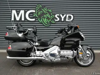 Honda GL 1800 Gold Wing MC-SYD       BYTTER GERNE