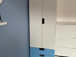 Garderobeskab fra IKEA