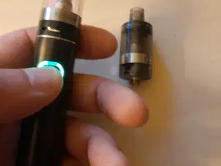 Vapeson go med 2 hoveder.