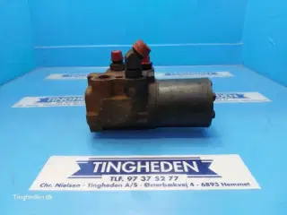 Case 821E Orbitrol 87346170