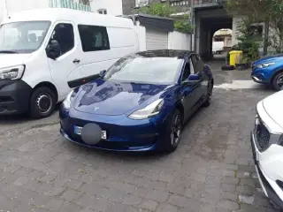 Tesla Model 3  Long Range AWD