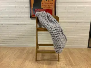 Chunky strikket tæppe
