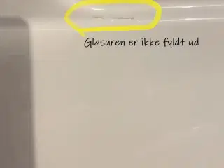 Håndvaske men lille fejl i glasuren