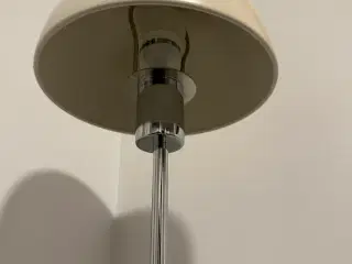 Sælges bord lampe