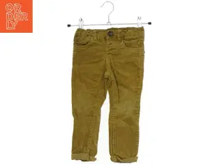 Brune fløjsbukser til børn fra Name It (str. 92)