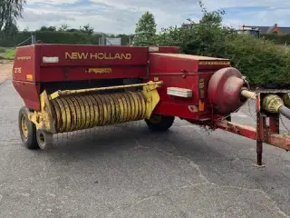 New Holland 376 småballe presser