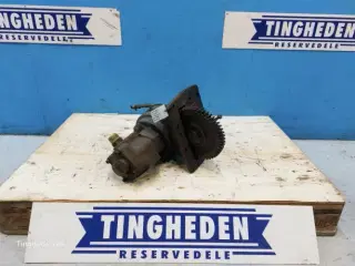 Ford 8870 Drivepumpe 86010994