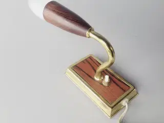 ⭐️· Super flot retro væglampe i teak og messing