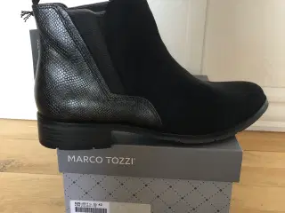 NYE! korte støvler str. 42