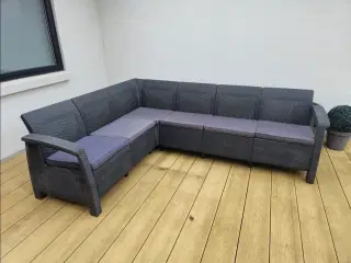Stor havesofa med hynder