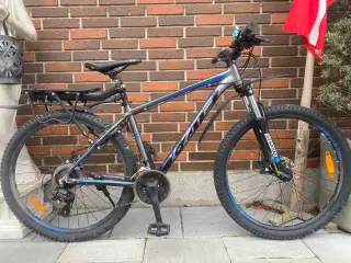 Købt til 4299 kr 🤑 27,5 tommer topmodellen