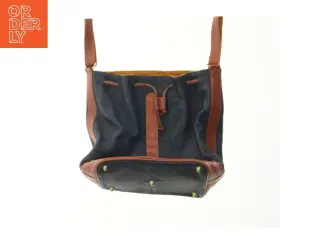 Skuldertaske i læder (str. 32x27 cm)