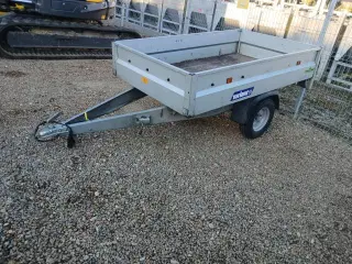 - - - VARIANT 750 KG