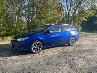 Toyota Auris 1,2 T T2 Touring Sports