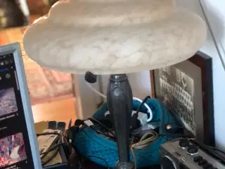 Lampe med stor skærm i glas dia ca. 37 cm