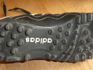 Fodboldstøvler