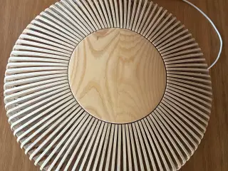 Dansk design: UMAGE lampe - Clava Up Large Ø49, Eg