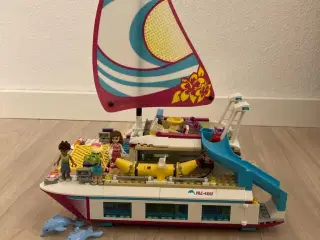 Lego friends båd